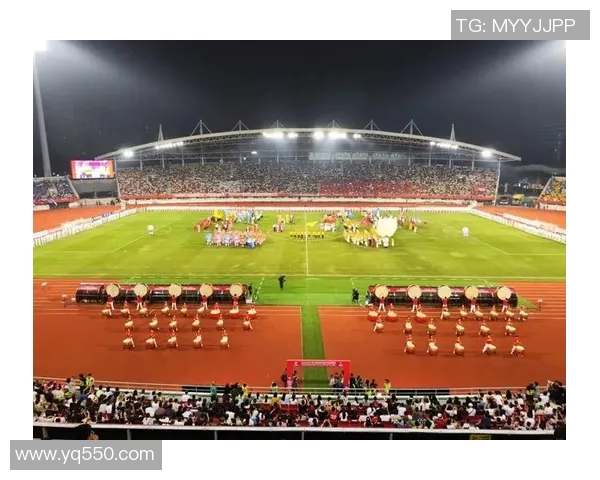 成都羽毛球队的奋斗历程与城市联赛的辉煌成就全景回顾