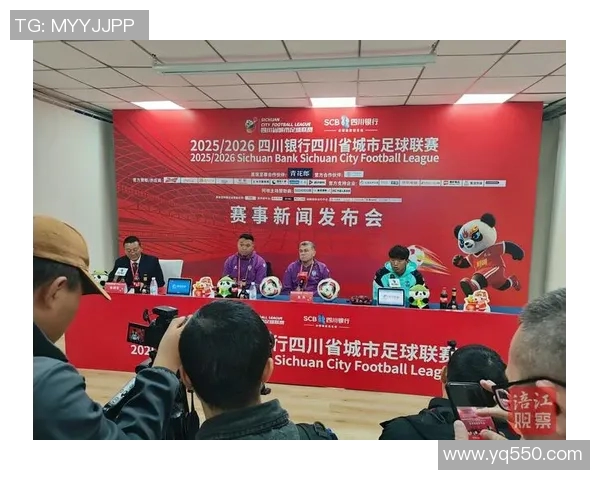 深圳与武汉足球队赛后复盘分析两队状态及表现对比