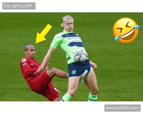 足球明星搞笑服装大曝光趣味恶搞图集带你领略另类时尚风潮 足球明星搞笑服装大曝光趣味恶搞图集带你领略另类时尚风潮